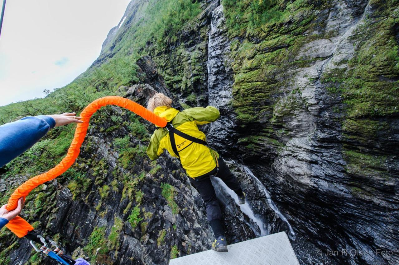 Ferienwohnung Lyngenfjord,Odins Hus Olderdalen Exterior foto